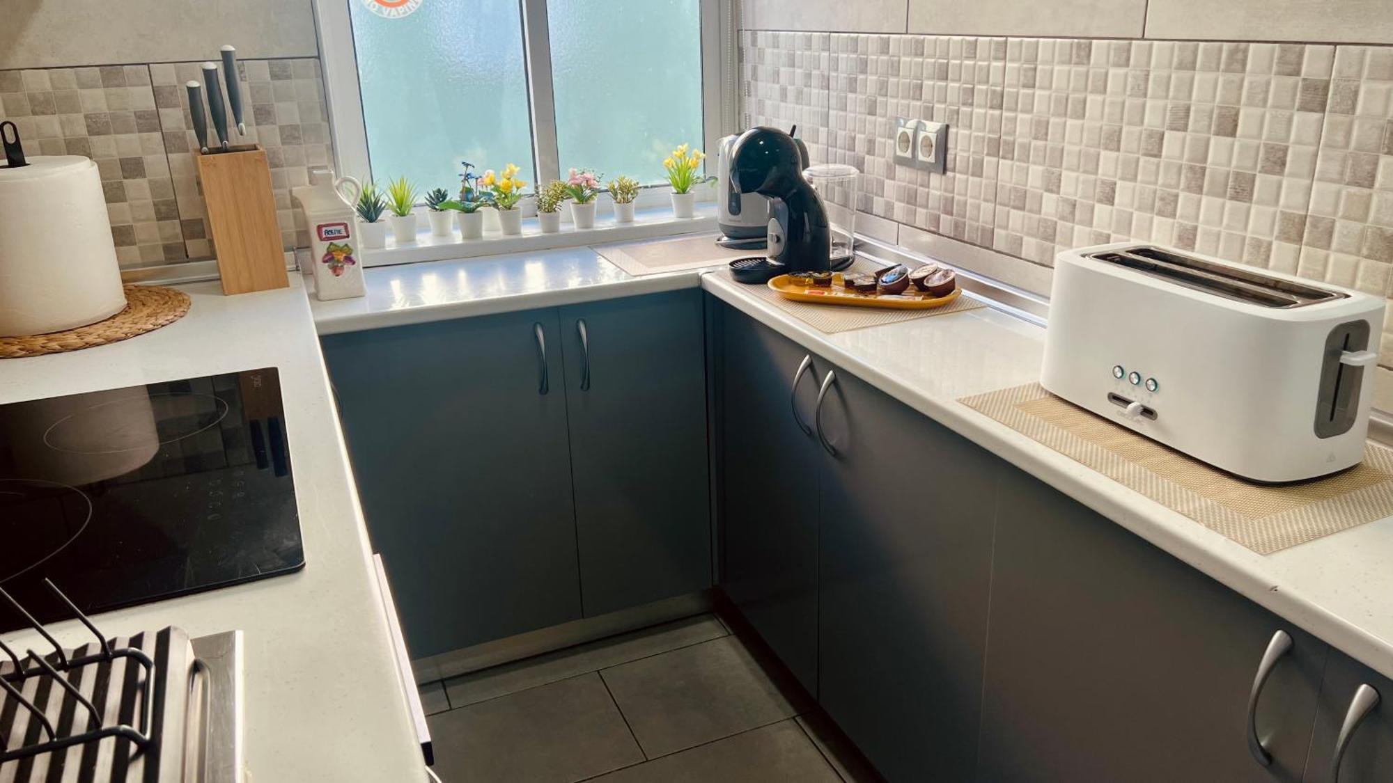Appartement Super Comfy And Homey 4br Peachy