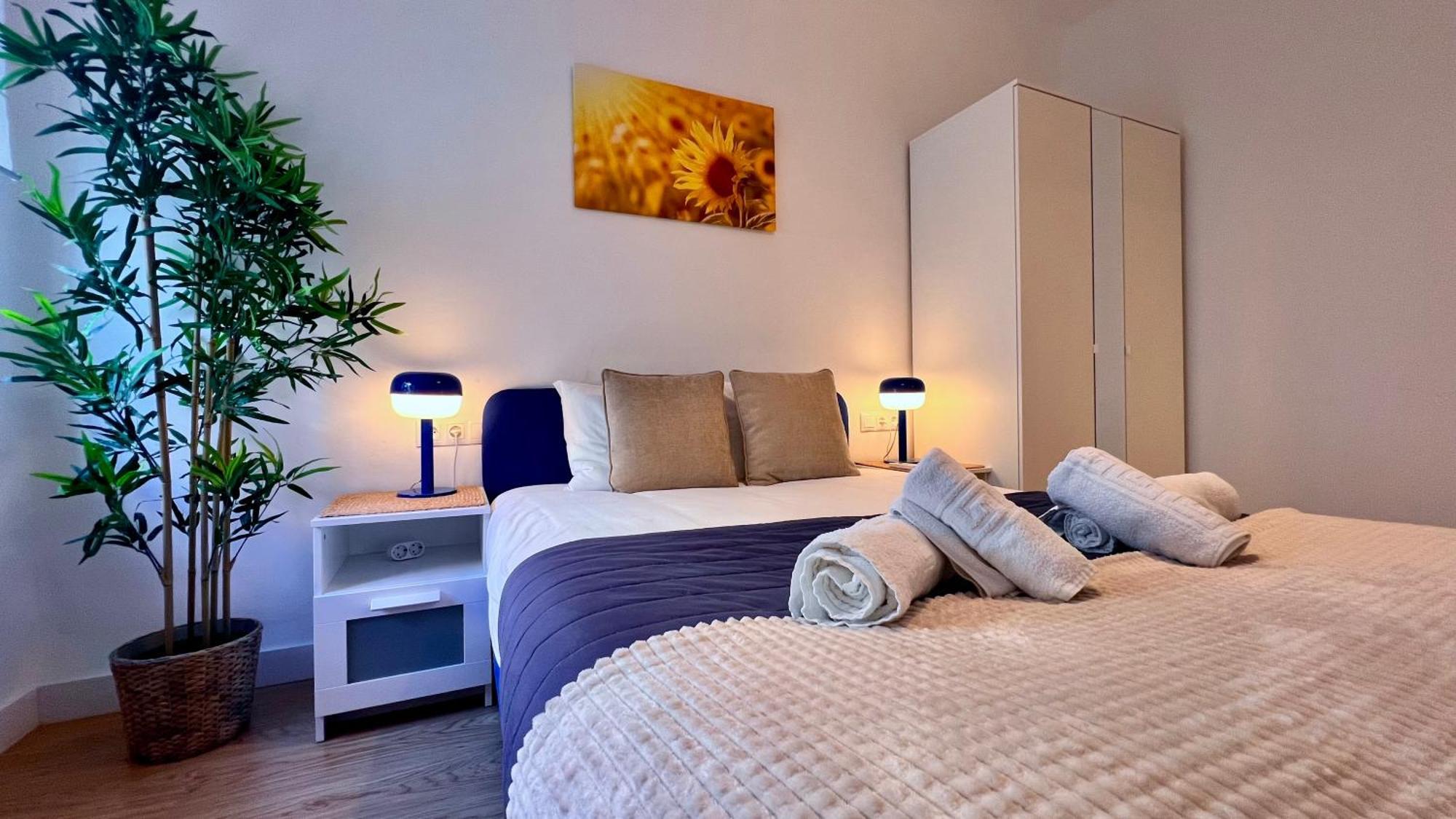 Super Comfy And Homey 4br Peachy Appartement